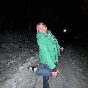 Meet your Posher, Louise